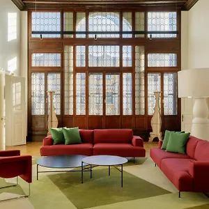  Apartment Palazzo Dei Fiori By Mate